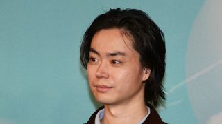 菅田将暉、台湾女優スリ・リンとギター練習