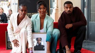 故チャドウィック・ボーズマンがハリウッドの殿堂入り!『ブラックパンサー』チームが駆け付ける