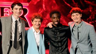 「ストレンジャー・シングス」キャスト、撮影最終日は「みんなで泣いた」最後の来日イベントで別れ惜しむ