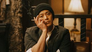 小栗旬が三谷ドラマに蜷川幸雄役でサプライズ出演！「まさかこのような役をお受けする日が来るとは」