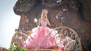 「ウィキッド」グリンダの少女時代描く小説、2026年発売