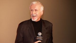 ジェームズ・キャメロン監督、3年ぶり来日　『アバター』最新作シガーニー・ウィーヴァーの演技絶賛