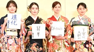 「ばけばけ」高石あかり、次期朝ドラヒロイン・上坂樹里と晴れ着競演　2026年は“昇華”の年に
