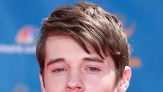 『ハイスクール・ミュージカル』出演俳優、児童ポルノ所持容疑などで逮捕