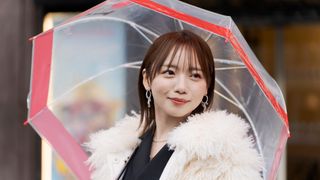 齊藤京子「アイドルに戻ったよう」パリで生歌唱パフォーマンス　主演映画『恋愛裁判』上映