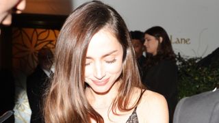 アナ・デ・アルマス、透けてるドレスで圧巻の美