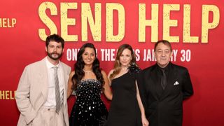 パワハラ上司と無人島で二人きりになったら？サム・ライミ監督『HELP／復讐島』レイチェル・マクアダムスらプレミア集結