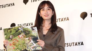 前田敦子「絶対に最後」ラスト写真集の“脱ぎっぷり”に「そういう性格なのかな」