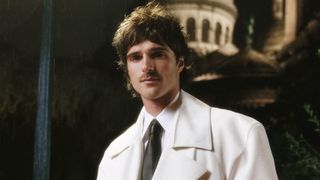 次期ジェームズ・ボンドの噂も！『嵐が丘』ジェイコブ・エロルディ自らカメラ回した舞台裏公開