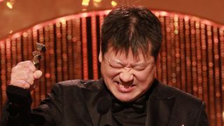 『爆弾』佐藤二朗に最優秀助演男優賞　日本映画への愛炸裂「愛してるぜ！」山田裕貴も号泣