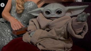 『スター・ウォーズ』グローグー、アカデミー賞に登場　客席から『マンダロリアン』キャスト見守る