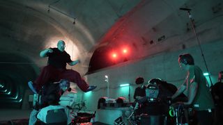 目黒蓮、ふくよか坂本でもキレキレアクション　実写『SAKAMOTO DAYS』アクションメイキングPV公開