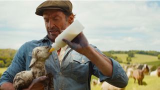 ヒュー・ジャックマンが羊飼いに！映画『ひつじ探偵団』愛くるしさいっぱいの場面写真一挙公開