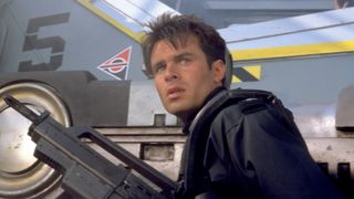 『スターシップ・トゥルーパーズ』ザンダー役パトリック・マルドゥーンさん、心臓発作で死去