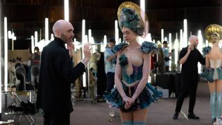 アン・ハサウェイ、歌姫役の自分を見て「酷すぎる」 降板すら検討していた