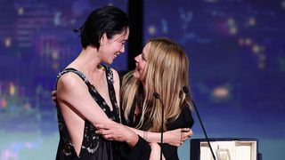 日本人初！カンヌ映画祭女優賞を『急に具合が悪くなる』岡本多緒が受賞