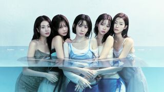 『スーパーガール』とLE SSERAFIMの楽曲コラボ決定！