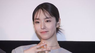 唐田えりか、奇抜衣装でイベント登壇！お守りにしている言葉明かす