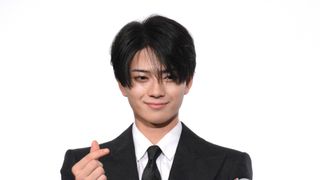 “国宝級イケメン”岩瀬洋志、なにわ男子・高橋恭平から褒め殺しに「“朝照れ”やん」