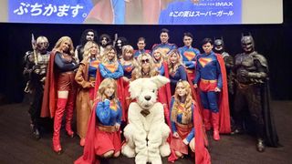 『スーパーガール』本編約30分が国内初上映!渋谷にDCファン&コスプレイヤー集結