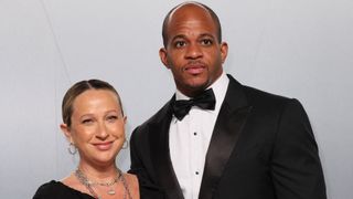 初代スパイダーマン俳優の元妻、49歳で第3子出産！
