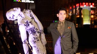UTA、「ガス人間」両親と一気見　「海外でも認められる俳優になりたい」
