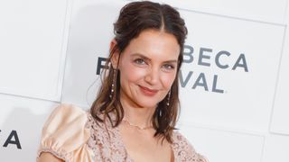 ケイティ・ホームズに9歳年下の新恋人