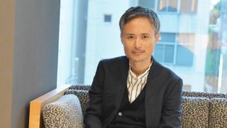 「ガス人間」怪演話題のこばやし元樹、小栗旬との出会いは「奇跡」　渡米から遅咲きブレイクまでを語る