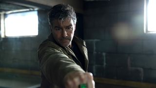 DCドラマ「ランタンズ」コミコンで新予告編公開！捕らわれた宿敵シネストロが初披露