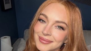 リンジー・ローハンが赤毛に戻った！ファン歓喜