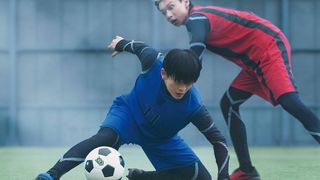 実写『ブルーロック』松井大輔、高橋文哉・櫻井海音・高橋恭平・Kらにサッカー指導　独自の練習メニュー明かす