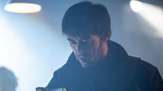 「VIVANT」野崎が“あるもの”を見て驚がく…第16話場面写真が先行公開