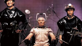 カルトSF『地球を守れ!』4Kレストア版で初の一般劇場公開決定!エマ・ストーン主演『ブゴニア』の原点