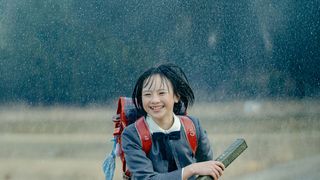実写『ルックバック』雨のスキップシーン&ロトスコープアニメーション含む“公開後映像”が解禁