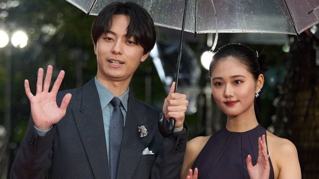 ACEes作間龍斗、原菜乃華をエスコート　雨の中でレカペデビュー「貴重な体験」