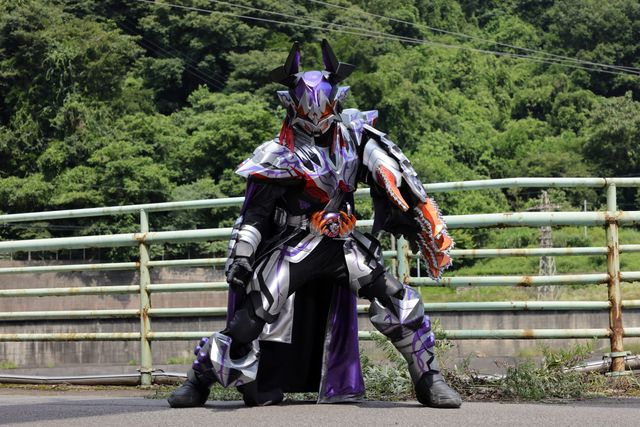 仮面ライダー バッファプロー リボルブチェンジフィギュア PB10 仮面ライダーバッファプロー