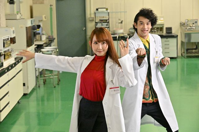「仮面ライダードライブ」現さん＆りんな先生が参戦！「ジュウガVSオルテカ」場面写真（3枚目）