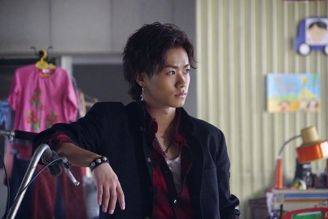 鈴木伸之×川村壱馬、兄弟役でヤンキー王子に！ドラマ「PRINCE OF LEGEND」場面写真（2枚目）