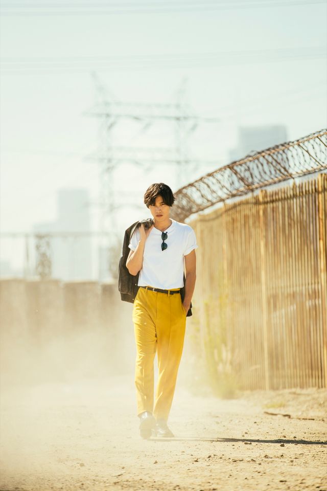 「福士蒼汰写真集（仮）」が12月1日発売！“大人の男性”としての姿にクローズアップ：フォトギャラリー