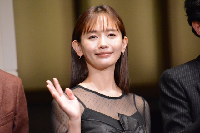 稲垣吾郎×今泉力哉監督『窓辺にて』完成報告イベントで恋愛トーク！（14枚目）