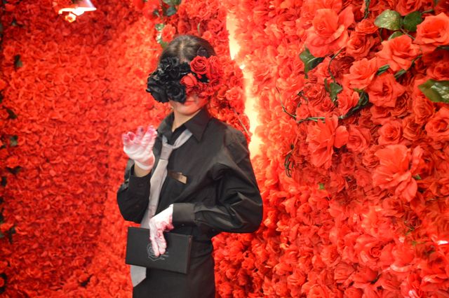 「喰種レストラン」の内部公開！薔薇でできた赫子も：フォトギャラリー