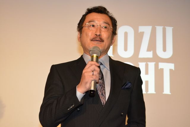 「MOZU」で中神甚を演じた吉田鋼太郎、変態チックな役柄は長谷川博己のおかげ!?　と告白！　画像ギャラリー（2枚目）