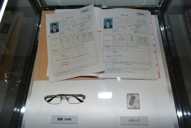 「MOZU」で中神甚を演じた吉田鋼太郎、変態チックな役柄は長谷川博己のおかげ!?　と告白！　画像ギャラリー（7枚目）