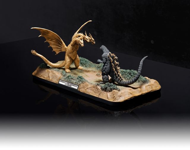 純金の「ゴジラVSキングギドラ」フォトギャラリー：フォトギャラリー