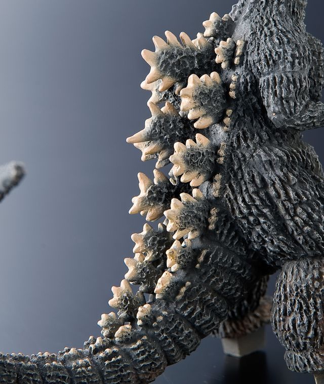 純金の「ゴジラVSキングギドラ」フォトギャラリー（15枚目）