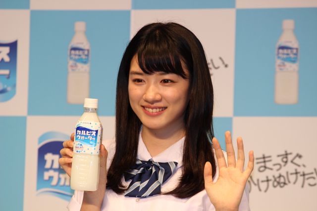 注目の美少女・永野芽郁のはじける笑顔がかわいすぎ！「カルピスウォーター」新TVCM発表会フォトギャラリー（8枚目）