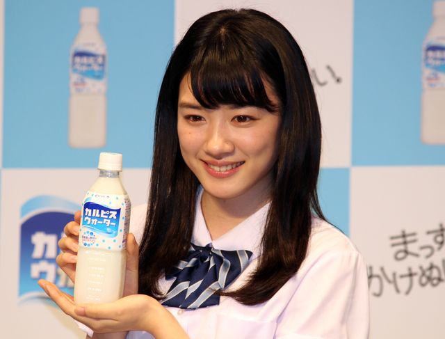注目の美少女・永野芽郁のはじける笑顔がかわいすぎ！「カルピスウォーター」新TVCM発表会フォトギャラリー（12枚目）