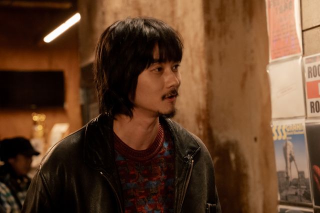 「冬のなんかさ、春のなんかね」文菜（杉咲花）の元カレ・二胡（柳俊太郎）登場！第4話場面写真（13枚目）