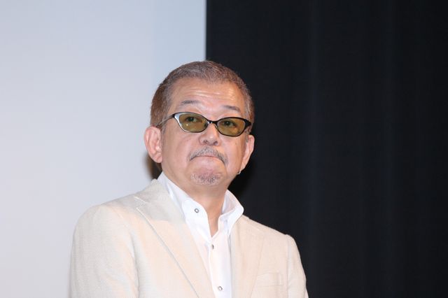 遠藤憲一、白鳥玉季ら登壇！『アウト＆アウト』完成披露舞台挨拶（3枚目）