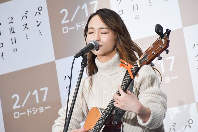 パン大きい！『パンとバスと2度目のハツコイ』完成披露試写会（7枚目）